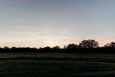 Le paysage devant le domaine de la Charlotterie