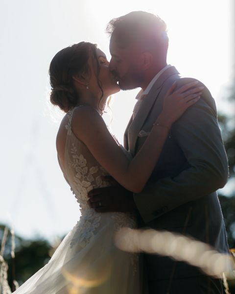 Le 28 juin 2025, j'ai eu la chance d'accompagner L&L pour leur mariage...